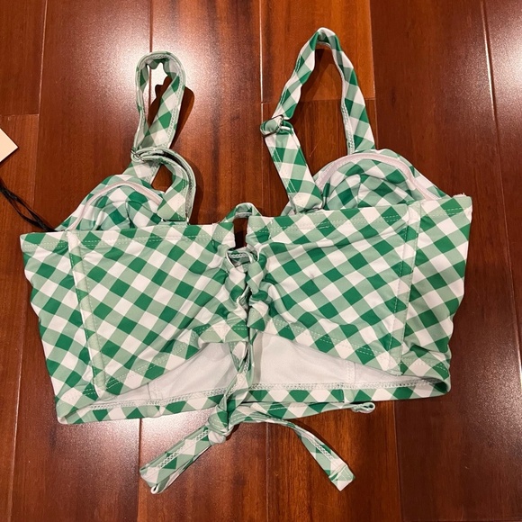 New NWT Unique Vintage Bikini Top Green‎ White Gingham Plaid Swim Size Medium - Picture 3 of 4